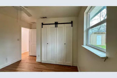 409 Avenue R, Marble Falls, TX 78654 - Photo 13