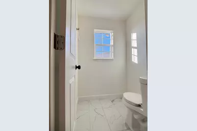 409 Avenue R, Marble Falls, TX 78654 - Photo 11