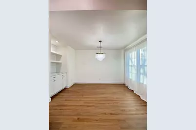 409 Avenue R, Marble Falls, TX 78654 - Photo 5