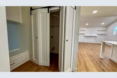 409 Avenue R, Marble Falls, TX 78654 - Photo 9