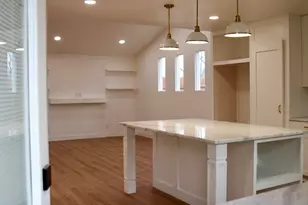 409 Ave R, Marble Falls, TX 78654 - Photo 5