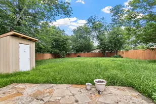 409 Ave R, Marble Falls, TX 78654 - Photo 19