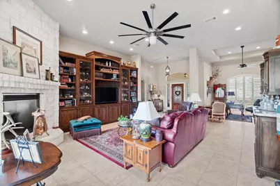 203 Circle Oaks Drive, Burnet, TX 78611 - Photo 5