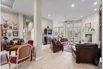 203 Circle Oaks Drive, Burnet, TX 78611 - Photo 7