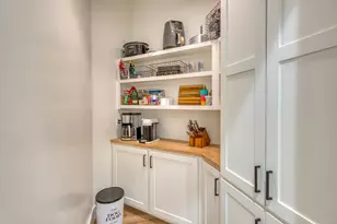 111 Florentine, Horseshoe Bay, TX 78657 - Photo 19