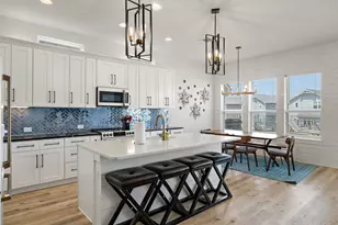 128 Village View Dr, Kingsland, TX 78639 - Photo 13