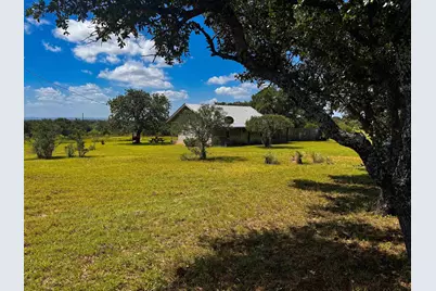 384 Wild Oak Drive, Llano, TX 78643 - Photo 11