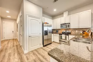 101 W Bank, Horseshoe Bay, TX 78657 - Photo 9