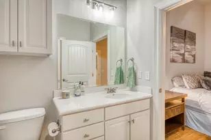 101 W Bank, Horseshoe Bay, TX 78657 - Photo 15