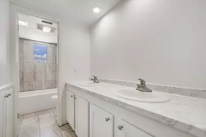 108 Lachite C-290, Horseshoe Bay, TX 78657 - Photo 11