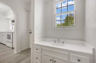 108 Lachite C-290, Horseshoe Bay, TX 78657 - Photo 19