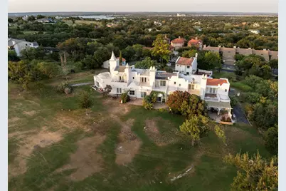 108 Lachite C-290, Horseshoe Bay, TX 78657 - Photo 3