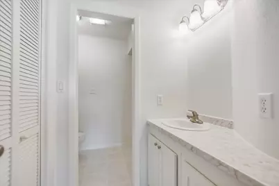 108 Lachite C-290, Horseshoe Bay, TX 78657 - Photo 13