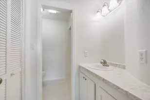 108 Lachite C-290, Horseshoe Bay, TX 78657 - Photo 13