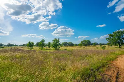 000 Vintage Oaks, Johnson City, TX 78636 - Photo 3