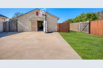 313 Polo Pony, Liberty Hill, TX 78642 - Photo 3