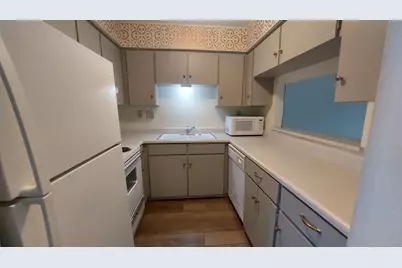 1214 Hi Stirrup 107, Horseshoe Bay, TX 78657 - Photo 3