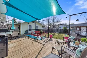 909 Flag St, Llano, TX 78643 - Photo 27