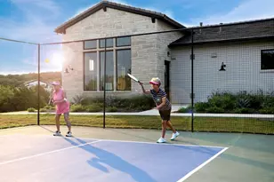 138 Rivalto Dr, Horseshoe Bay, TX 78657 - Photo 5