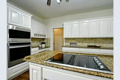 505 Vista View Trail, Spicewood, TX 78669 - Photo 9