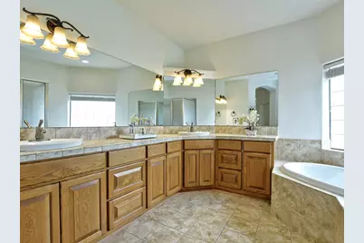 505 Vista View Trail, Spicewood, TX 78669 - Photo 13
