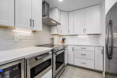 102A Bunny Run Lane, Horseshoe Bay, TX 78657 - Photo 9