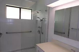 106 Dawn, Horseshoe Bay, TX 78657 - Photo 11