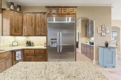 108 Eagle, Horseshoe Bay, TX 78657 - Photo 9