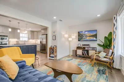 708 Avenue F, Marble Falls, TX 78654 - Photo 3