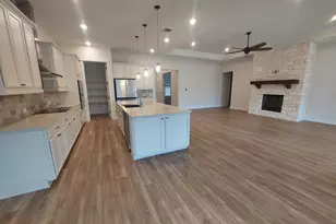 401 Verbena, Marble Falls, TX 78654 - Photo 5