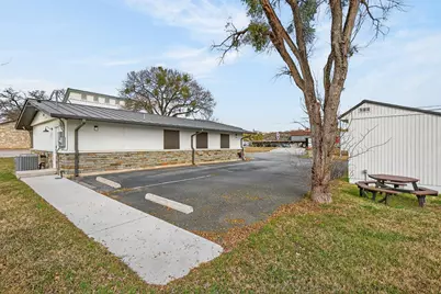 2000 N US Highway 281, Marble Falls, TX 78654 - Photo 29