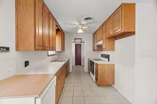 1208 Mulberry Dr, Marble Falls, TX 78654 - Photo 7