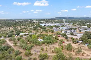 2403 Maple Ln, Kingsland, TX 78639 - Photo 29