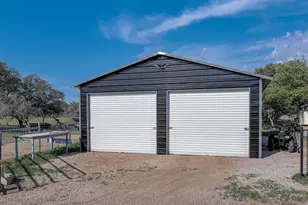 1185 Co Rd 258, Bertram, TX 78605 - Photo 21