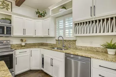 1185 County Road 258, Bertram, TX 78605 - Photo 7