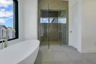 136 Nightshade, Horseshoe Bay, TX 78657 - Photo 19