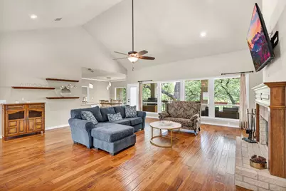 601 Sombrero, Horseshoe Bay, TX 78657 - Photo 3