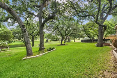 601 Sombrero, Horseshoe Bay, TX 78657 - Photo 23