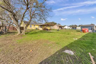 555 Live Oak Dr, Bertram, TX 78605 - Photo 13