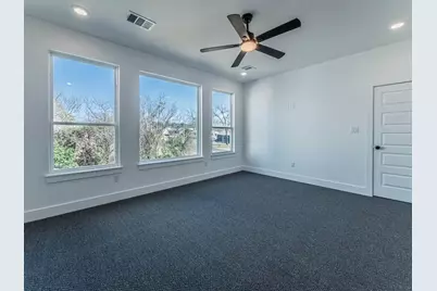 1010 E Marble Street, Burnet, TX 78611 - Photo 11