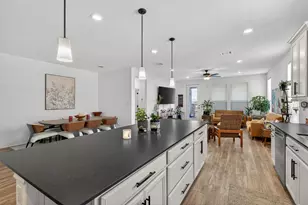 212 Fiddleneck St, Marble Falls, TX 78654 - Photo 11