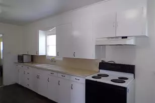 1503 N Water, Burnet, TX 78611 - Photo 3