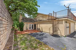 1215 Hi Stirrup, Horseshoe Bay, TX 78657 - Photo 23