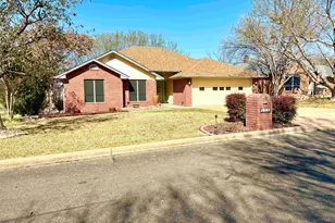 110 Turkey Run, Meadowlakes, TX 78654 - Photo 1