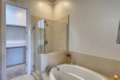 104 Enclave Circle, Horseshoe Bay, TX 78657 - Photo 11