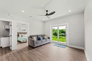 190 Clear Creek Dr, Burnet, TX 78611 - Photo 17