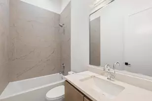 103 Via Roma Ct, Horseshoe Bay, TX 78657 - Photo 17