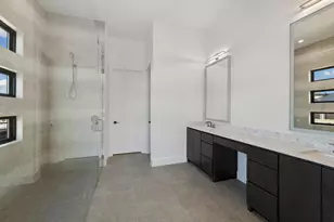 103 Via Roma Ct, Horseshoe Bay, TX 78657 - Photo 15