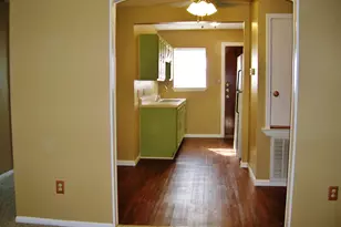 800 S Vanderveer, Burnet, TX 78611 - Photo 5