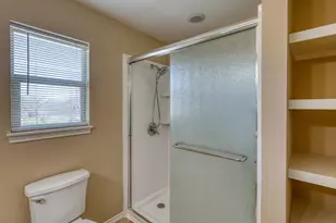 109 Pecan Orchard Ln, Marble Falls, TX 78654 - Photo 19